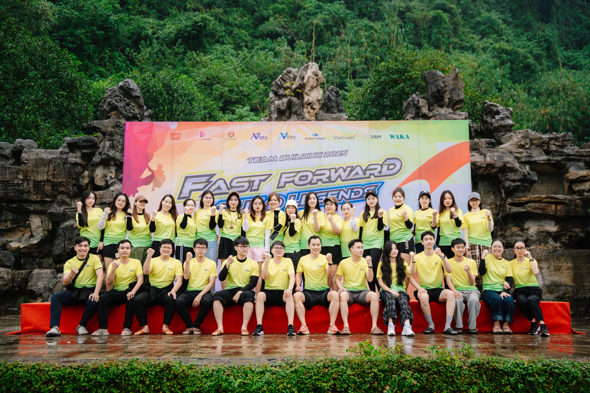 TeamBuilding 2025: FAST FORWARD – BUILD LEGENDS